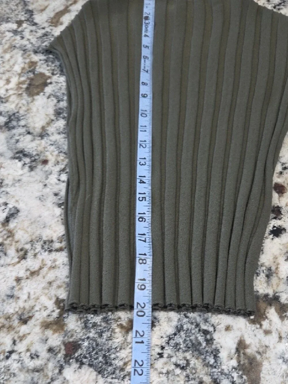 Simons Olive Ribbed Knit Top - Picture 5 of 5